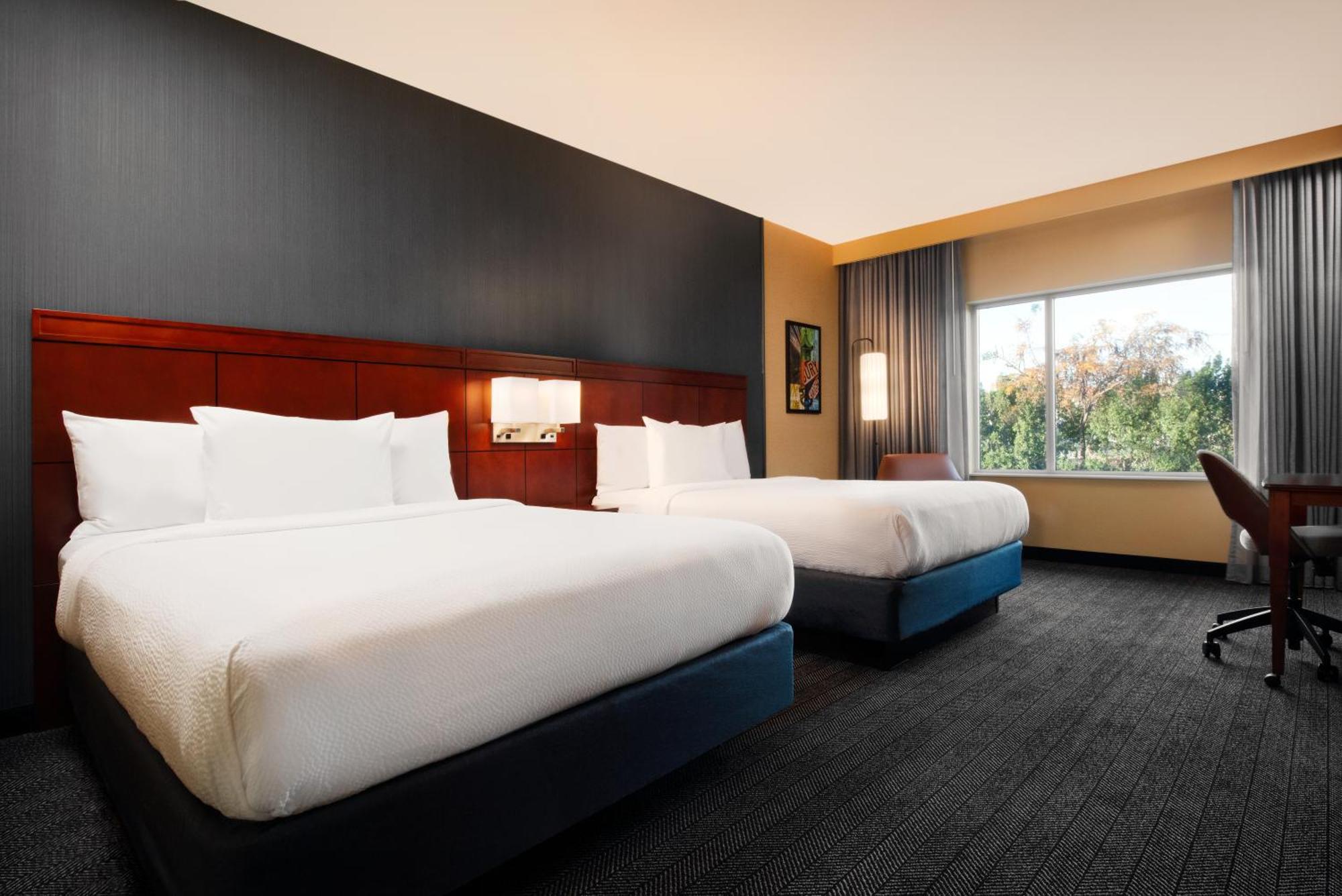 Courtyard By Marriott San Jose North/ Silicon Valley Экстерьер фото