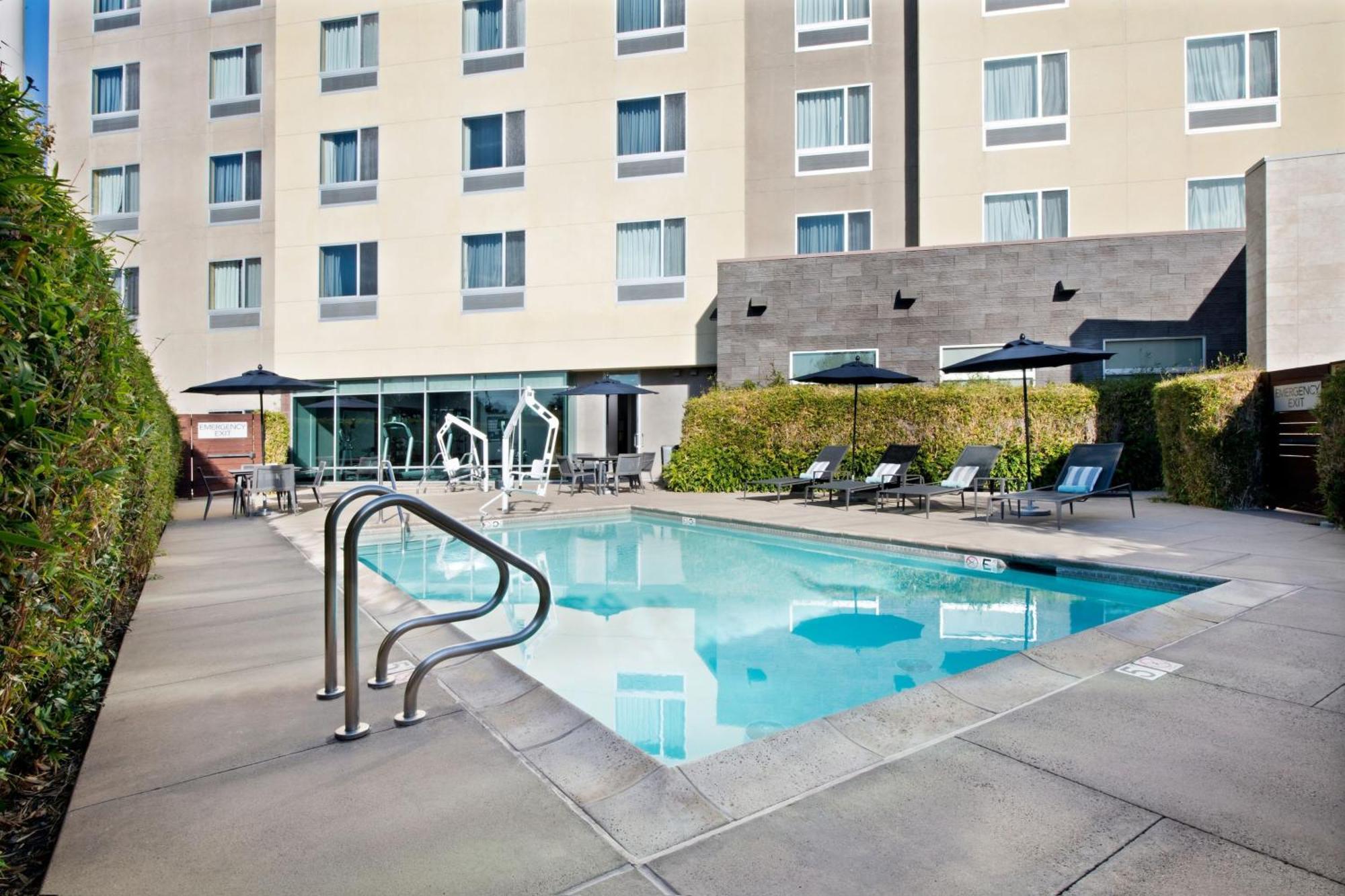 Courtyard By Marriott San Jose North/ Silicon Valley Экстерьер фото